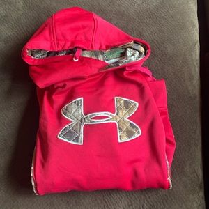 Under Armour Sweatshirt